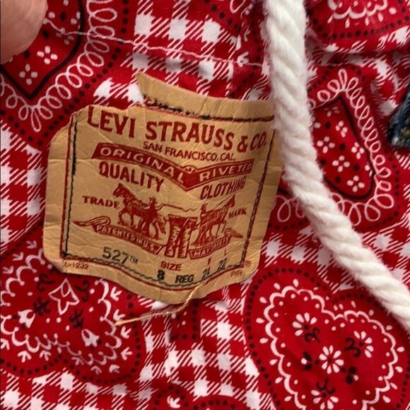 Handmade backpack with Levi’s jeans remnants - Picture 5 of 8